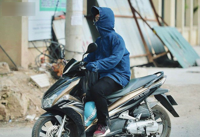 Nhọc nhằn bước chân mưu sinh của những người lao động nghèo dưới nắng nóng Hà Nội Nhọc nhằn bước chân mưu sinh của những người lao động nghèo dưới nắng nóng Hà Nội
