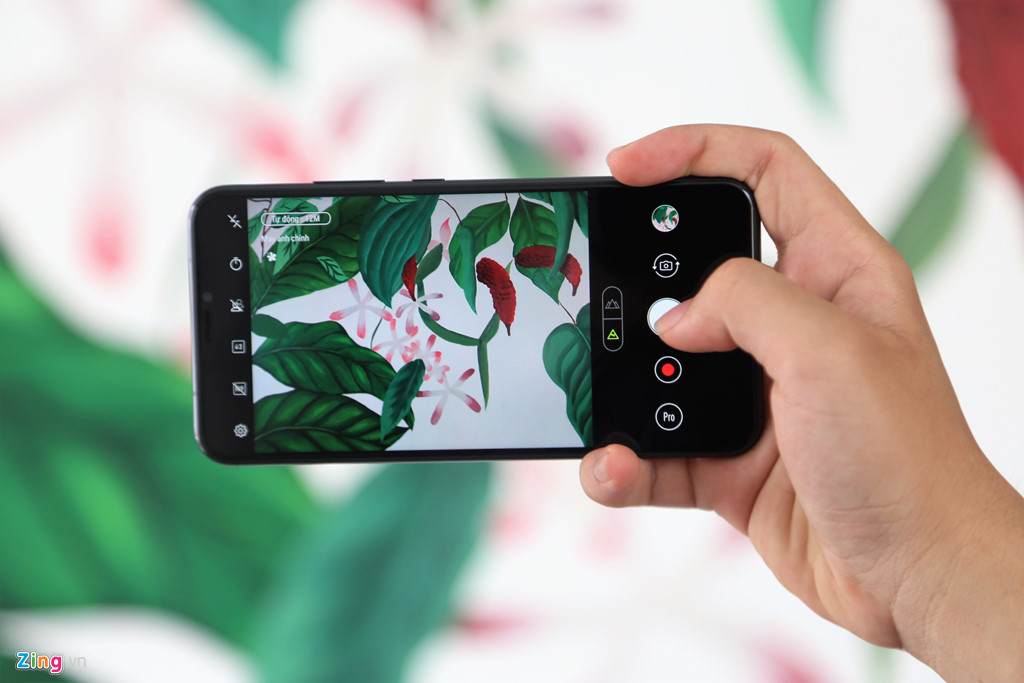 Zenfone 5 2018 về Việt Nam với giá 8 triệu đồng