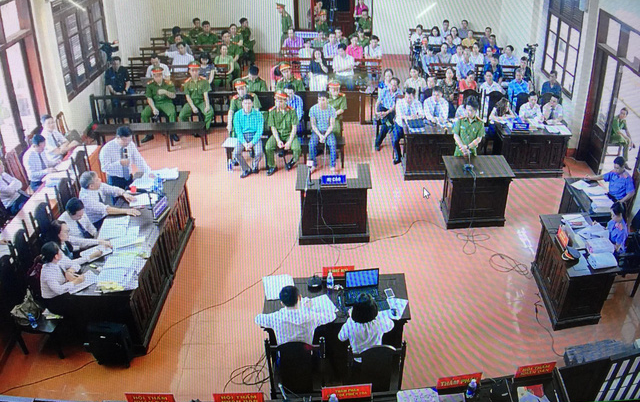 Xét xử bác sĩ Lương: Không có biện pháp tố tụng với cựu giám đốc