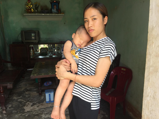 Số phận nghiệt ngã và khát vọng nhìn thấy ánh sáng của bé trai sinh ra không có đôi mắt