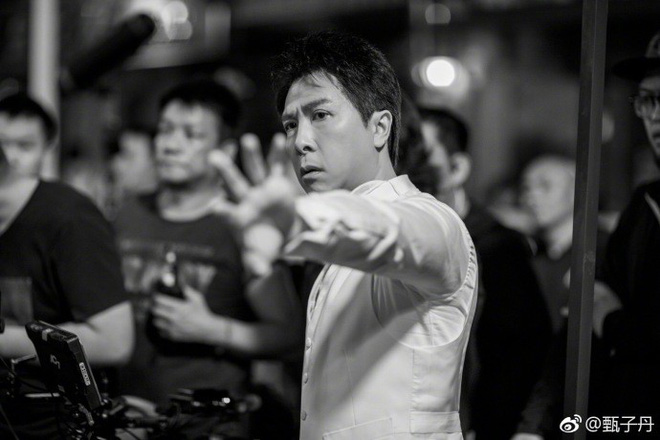 Cùng 54 tuổi nhưng hình ảnh hiện tại của Lý Liên Kiệt, Chân Tử Đan lại khác xa nhau