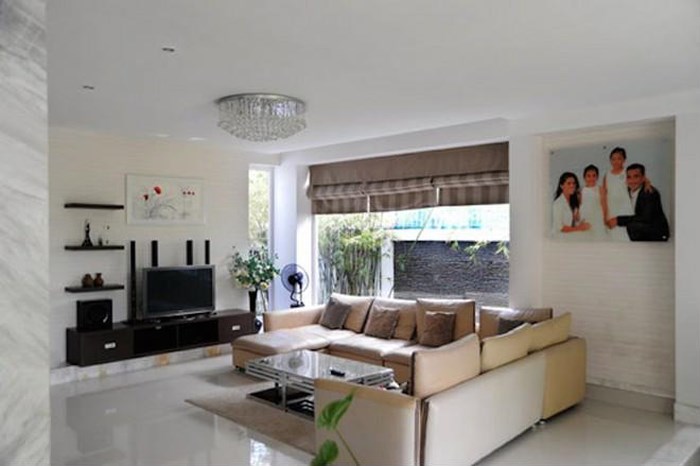 Bình dị, chân đất ai ngờ MC Quyền Linh sở hữu biệt thự khủng triệu đô Bình dị, chân đất ai ngờ MC Quyền Linh sở hữu biệt thự khủng triệu đô
