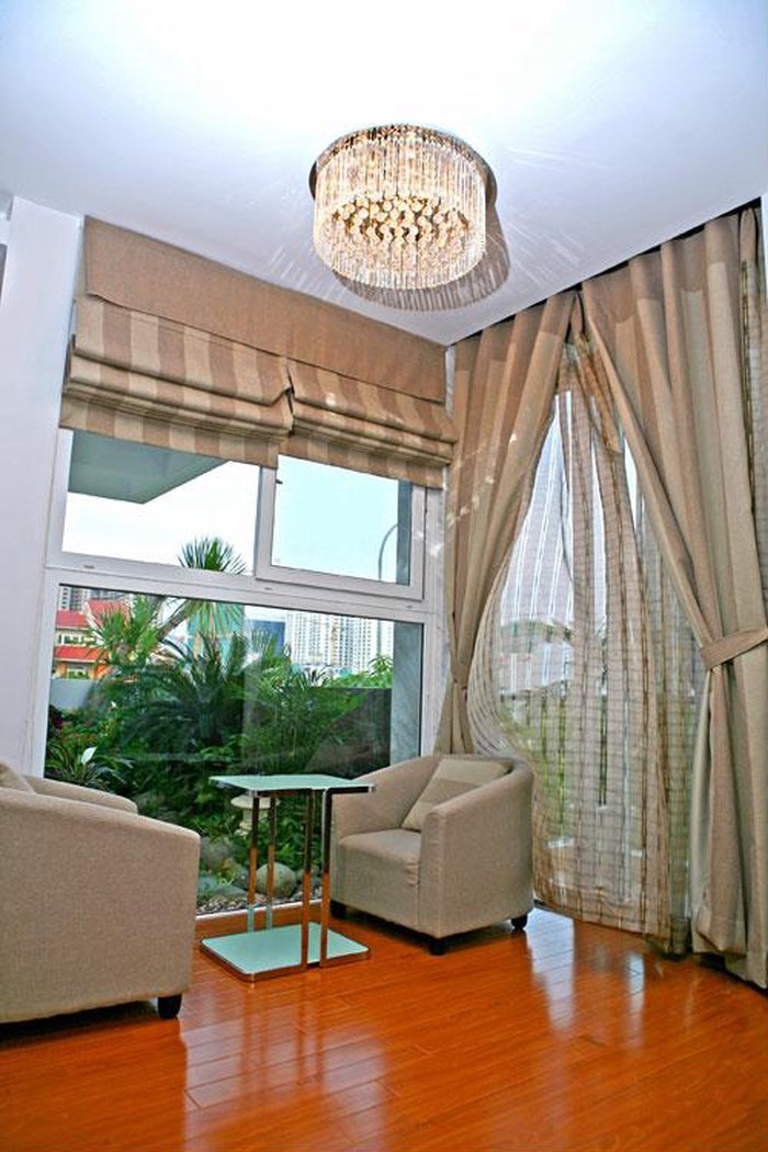 Bình dị, chân đất ai ngờ MC Quyền Linh sở hữu biệt thự khủng triệu đô Bình dị, chân đất ai ngờ MC Quyền Linh sở hữu biệt thự khủng triệu đô