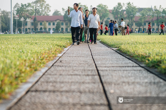 Tâm sự của chiến sĩ trong đội trực gác Lăng Bác: Với chúng tôi, ngày nào cũng là sinh nhật Người! Tâm sự của chiến sĩ trong đội trực gác Lăng Bác: Với chúng tôi, ngày nào cũng là sinh nhật Người!