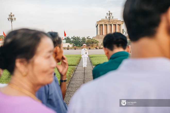 Tâm sự của chiến sĩ trong đội trực gác Lăng Bác: Với chúng tôi, ngày nào cũng là sinh nhật Người! Tâm sự của chiến sĩ trong đội trực gác Lăng Bác: Với chúng tôi, ngày nào cũng là sinh nhật Người!