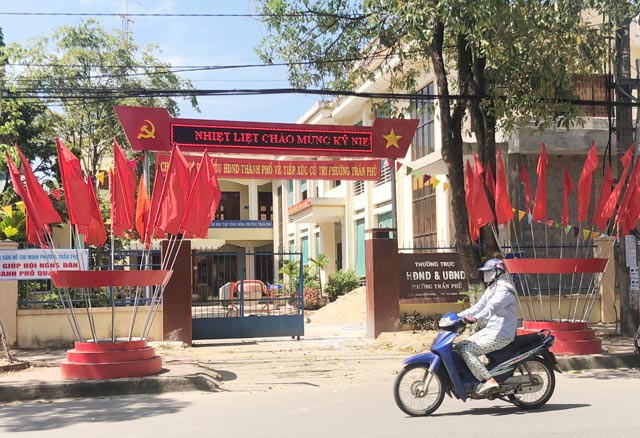 Quảng Ngãi: Hàng trăm cán bộ hưu trí tố bị ăn chặn tiền quà Tết