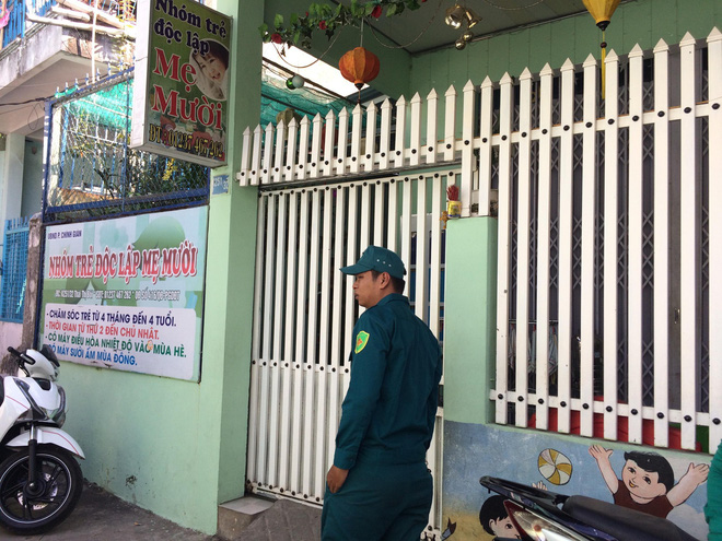 Đóng cửa nhóm trẻ bạo hành trẻ dã man ở Đà Nẵng, hàng chục phụ huynh bức xúc kéo đến kể tội