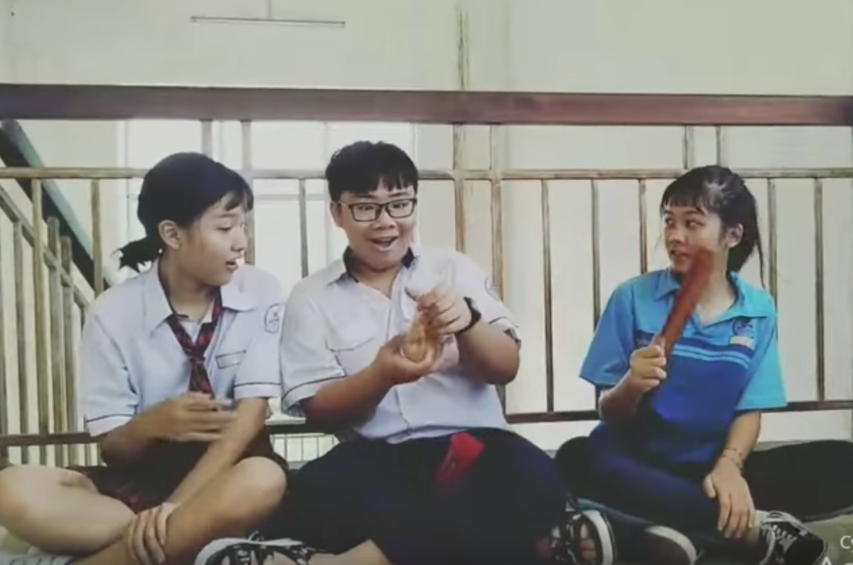 Nam sinh Sài Gòn bị Bích Phương nhập, đóng MV parody Bùa yêu múa cực dẻo Nam sinh Sài Gòn bị Bích Phương nhập, đóng MV parody Bùa yêu múa cực dẻo