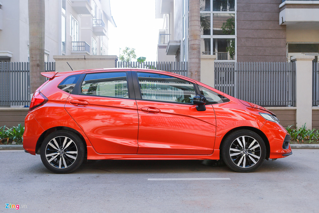 Cảm nhận Honda Jazz: Xe nhập nhỏ gọn cho phụ nữ Cảm nhận Honda Jazz: Xe nhập nhỏ gọn cho phụ nữ