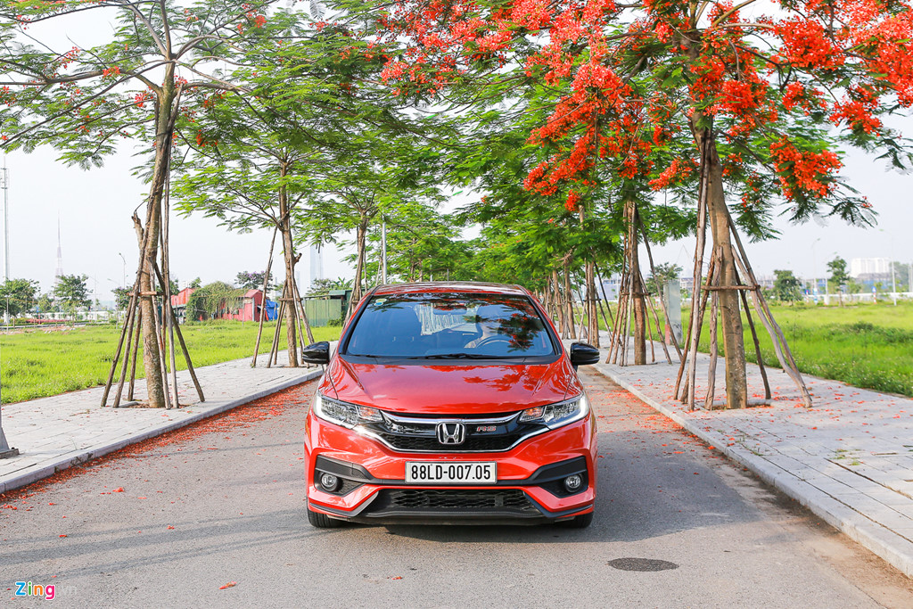 Cảm nhận Honda Jazz: Xe nhập nhỏ gọn cho phụ nữ Cảm nhận Honda Jazz: Xe nhập nhỏ gọn cho phụ nữ