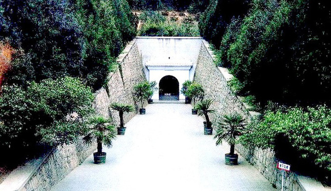 Ngôi mộ đế vương đáng sợ bậc nhất Trung Quốc, 1 chiếc quan tài đoạt 7 mạng người