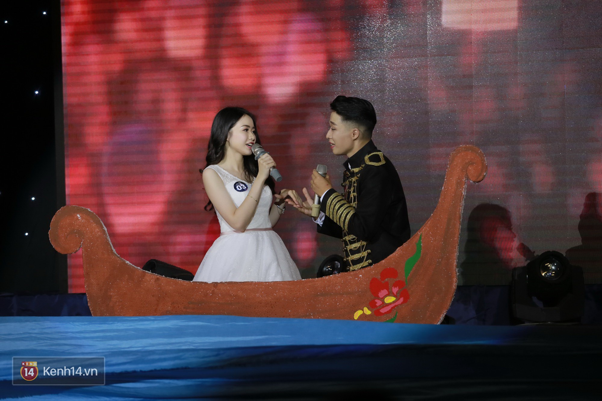 Cặp đôi trai tài gái sắc đăng quang Nam vương và Hoa khôi của HV Tài chính