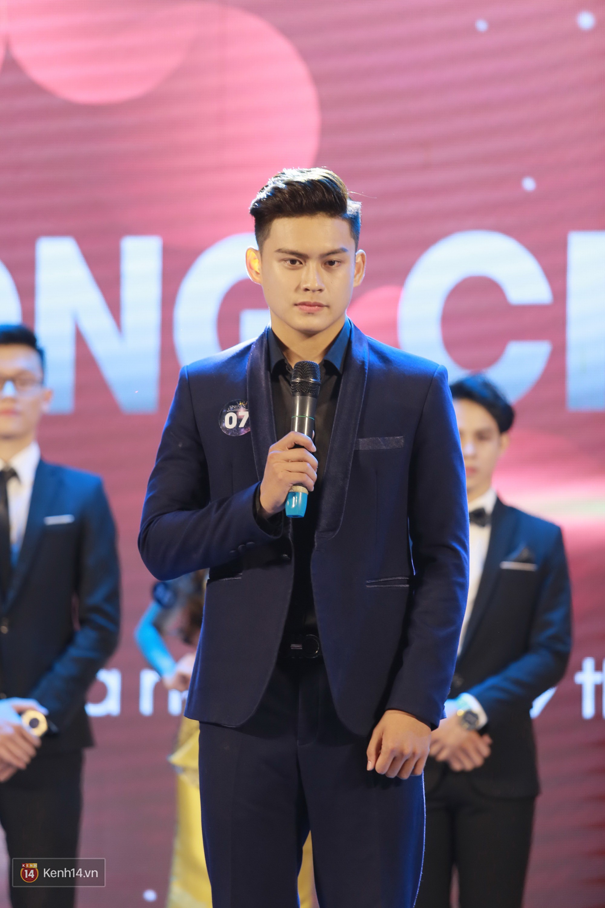 Cặp đôi trai tài gái sắc đăng quang Nam vương và Hoa khôi của HV Tài chính