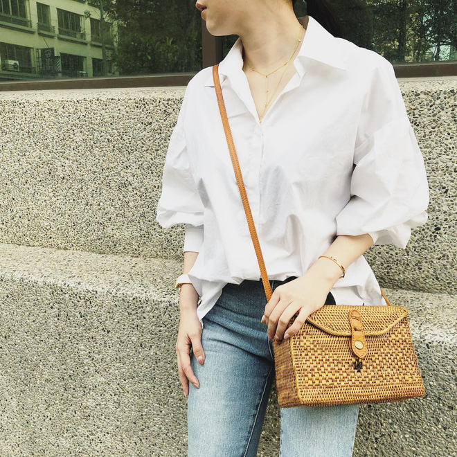 Túi cói năm nay xinh quá, chọn kiểu gì cũng đẹp và tiện hết sức Túi cói năm nay xinh quá, chọn kiểu gì cũng đẹp và tiện hết sức