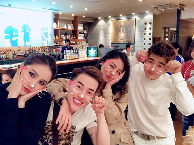 Văn Mai Hương bị fan nam cưỡng hôn trên sân khấu