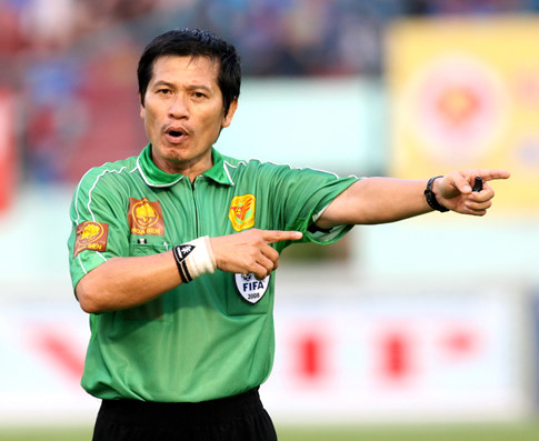 Phó chủ tịch VPF dọa đánh phó ban Trọng tài VFF: Thượng bất chính, hạ tắc loạn