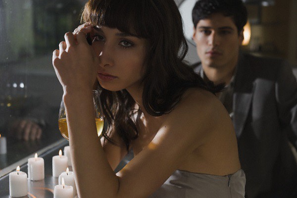 Chồng sắp cưới nằng nặc đòi nuôi con của vợ cũ dù biết đó không phải con đẻ của anh