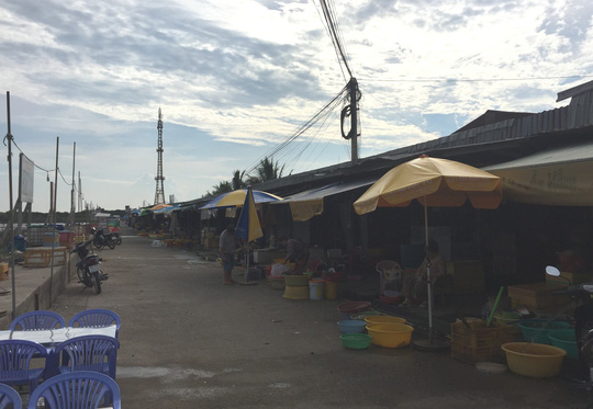 Bạc Liêu: Bí thư phường bị tố mua hải sản của dân rồi quên… trả tiền