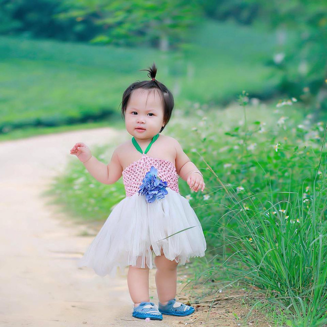 Cô dâu cho con bú trên xe hoa – Bức ảnh khiến ai cũng thấy rưng rưng xúc động lại có bí mật hậu trường thế này