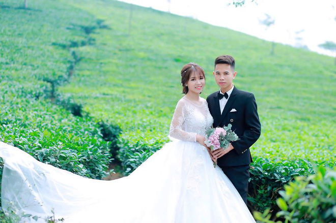 Cô dâu cho con bú trên xe hoa – Bức ảnh khiến ai cũng thấy rưng rưng xúc động lại có bí mật hậu trường thế này