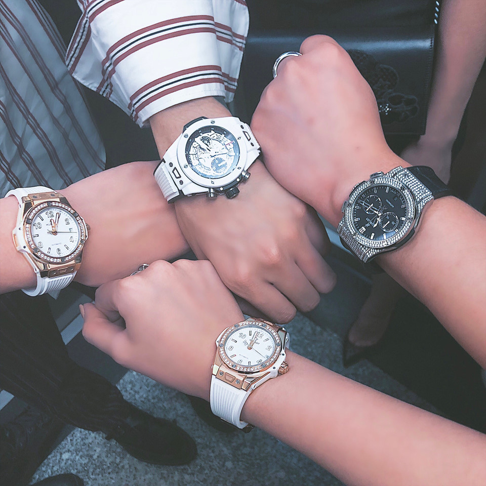 Nguyên tắc diện đồ của hội người đẹp sang chảnh nhất showbiz Việt