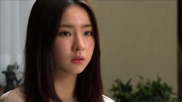 Nghe yêu cầu vô lý của mẹ chồng trước ngày cưới, tôi quyết định hủy hôn vì không muốn mẹ đẻ phải chịu thiệt