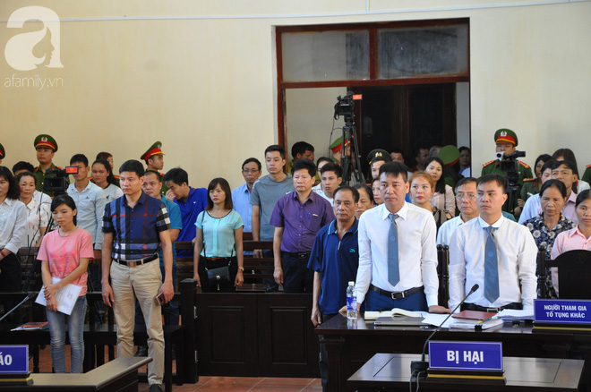 Xét xử vụ chạy thận khiến 9 người chết: Luật sư nhận định kết quả có lợi cho BS Lương