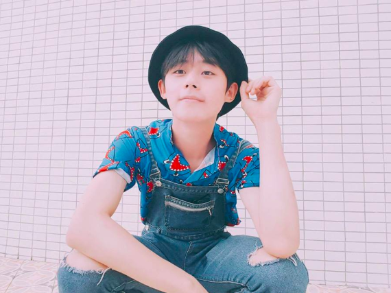 Nhảy hit của BlackPink ở phố đi bộ, chàng trai áo hồng khiến cư dân mạng ráo riết xin link vì quá dễ thương Nhảy hit của BlackPink ở phố đi bộ, chàng trai áo hồng khiến cư dân mạng ráo riết xin link vì quá dễ thương