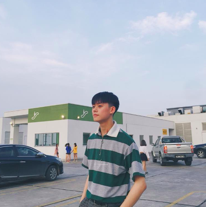 Nhảy hit của BlackPink ở phố đi bộ, chàng trai áo hồng khiến cư dân mạng ráo riết xin link vì quá dễ thương Nhảy hit của BlackPink ở phố đi bộ, chàng trai áo hồng khiến cư dân mạng ráo riết xin link vì quá dễ thương