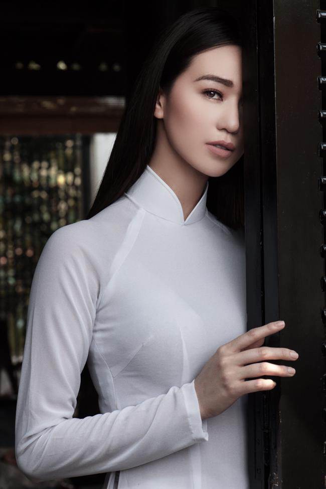 Sau ồn ào với Trường Giang, Khánh My nói phụ nữ sang chảnh không sống bám đàn ông Sau ồn ào với Trường Giang, Khánh My nói phụ nữ sang chảnh không sống bám đàn ông