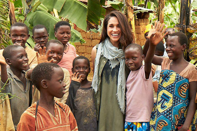 Này các cô gái, đừng ôm mộng lấy được hoàng tử, hãy dặn lòng sống như Meghan Này các cô gái, đừng ôm mộng lấy được hoàng tử, hãy dặn lòng sống như Meghan