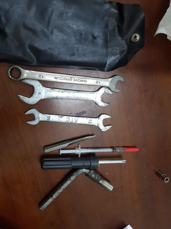 Tên trộm xe máy nhiễm HIV mang theo kim tiêm khi ăn hàng ở Sài Gòn