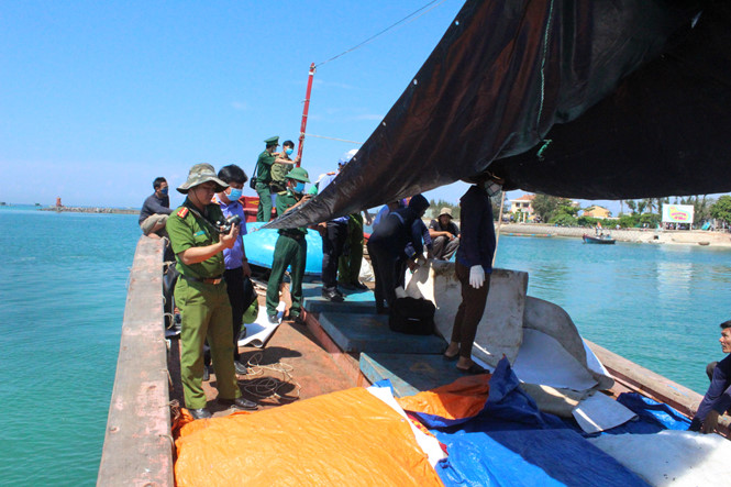 Vật thể lạ bất ngờ phát nổ, 3 ngư dân tử vong