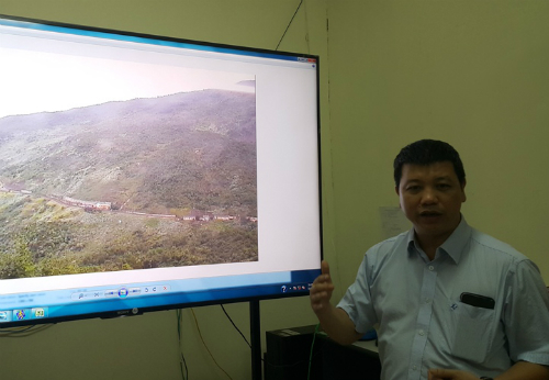 Khối trượt lớn trên sườn đèo Hải Vân dịch chuyển