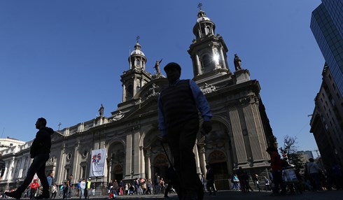 Chile rúng động vì 14 linh mục bị cáo buộc lạm dụng tình dục trẻ em