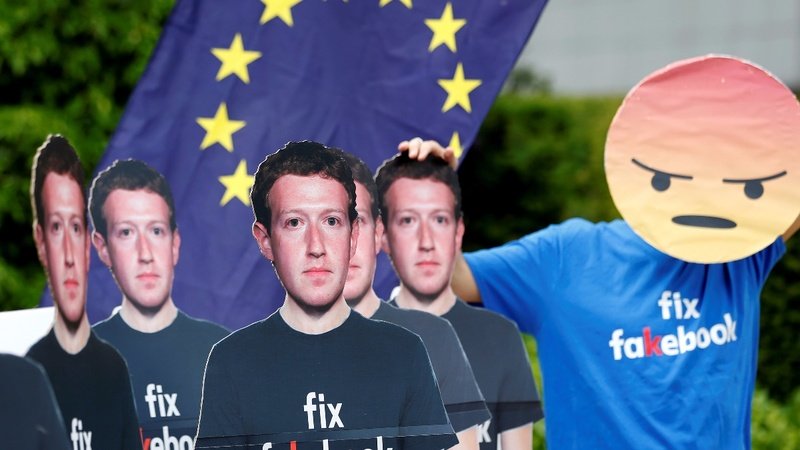 Mark Zuckerberg sẽ sánh vai Bill Gates, Steve Jobs hay thành quái vật? Mark Zuckerberg sẽ sánh vai Bill Gates, Steve Jobs hay thành quái vật?