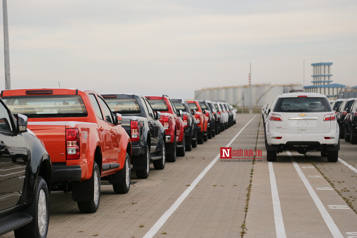 Nhập khẩu háo hức, lắp ráp dè chừng: Giá ô tô giảm mạnh nửa cuối 2018?