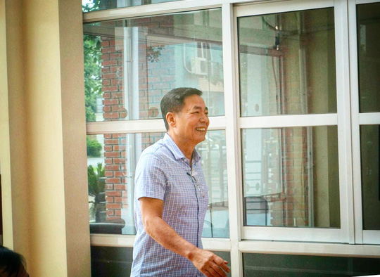 Ông Trần Mạnh Hùng từ chức: Chưa đủ!