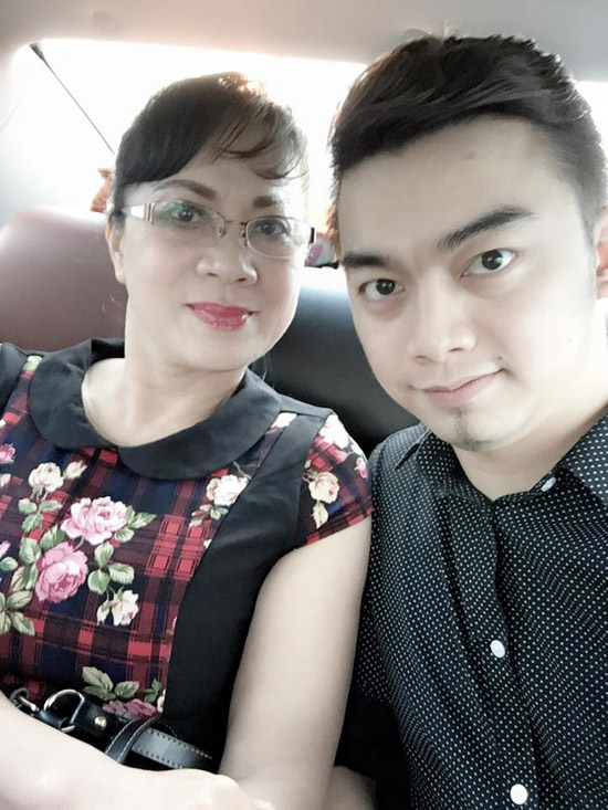 Sao nhí Đội đặc nhiệm nhà C21 làm lễ dạm ngõ