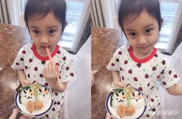Lý Tiểu Lộ mượn rượu giải sầu vì ly hôn với Giả Nãi Lượng sau bê bối ngoại tình? Lý Tiểu Lộ mượn rượu giải sầu vì ly hôn với Giả Nãi Lượng sau bê bối ngoại tình?