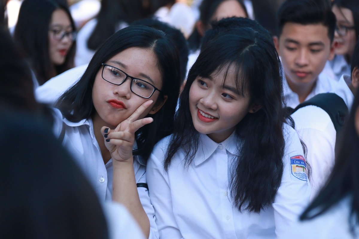Nữ sinh rạng ngời trong ngày chia tay tuổi học trò Nữ sinh rạng ngời trong ngày chia tay tuổi học trò