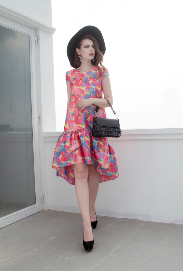 7 mẫu váy giúp bạn rực rỡ trong ngày hè