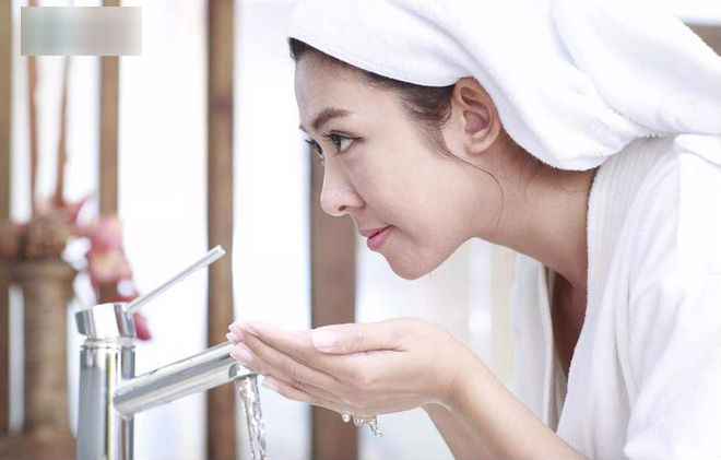 8 lợi ích tuyệt vời của lọ giấm nơi góc bếp: Đừng bỏ lỡ cơ hội sử dụng đơn giản, hiệu quả 8 lợi ích tuyệt vời của lọ giấm nơi góc bếp: Đừng bỏ lỡ cơ hội sử dụng đơn giản, hiệu quả
