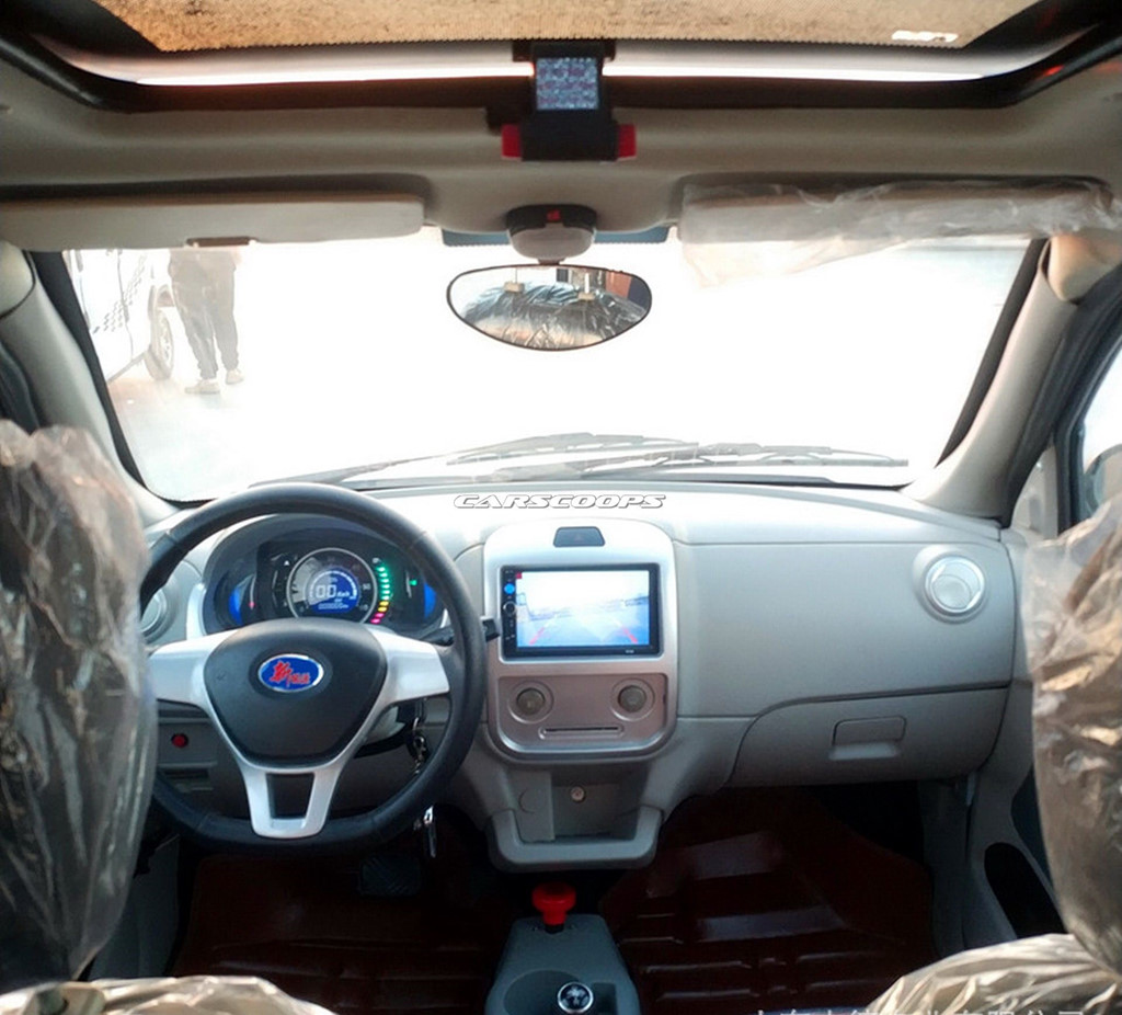 Xe điện Trung Quốc nhái Range Rover Evoque và Mercedes GLE