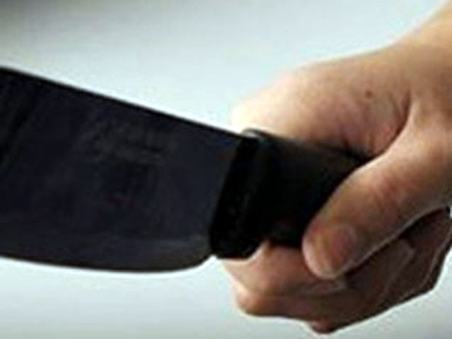 Tạm giữ đối tượng chém chết bà nội vì…bị đánh thức