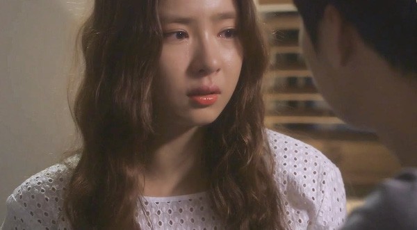 Tôi chết điếng khi phát hiện chồng ngoại tình với sếp, nhưng càng đau hơn khi biết lý do thực sự đằng sau