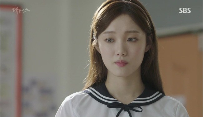 Phải làm sao với bà cô bên chồng suốt ngày thậm thụt nhắn tin xúi giục chồng tôi đi cặp bồ?