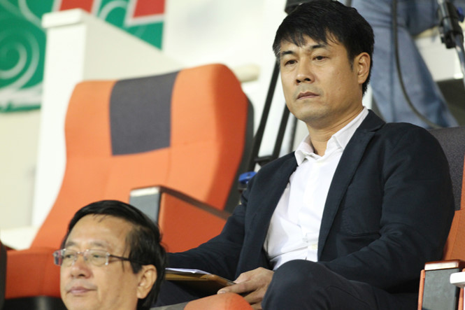 HLV Hữu Thắng gánh nhiệm vụ giải cứu CLB TP.HCM