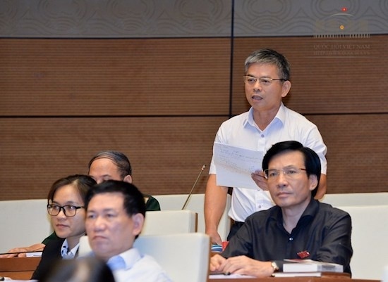 Đại biểu QH bất ngờ đề nghị có Luật phòng chống phản bội Tổ quốc