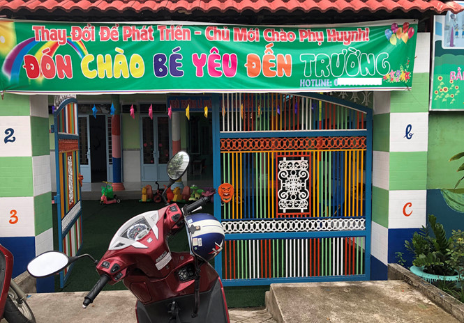 Bạn trai cũ, mới của cô giáo đánh nhau trong trường mầm non, phụ huynh tá hỏa